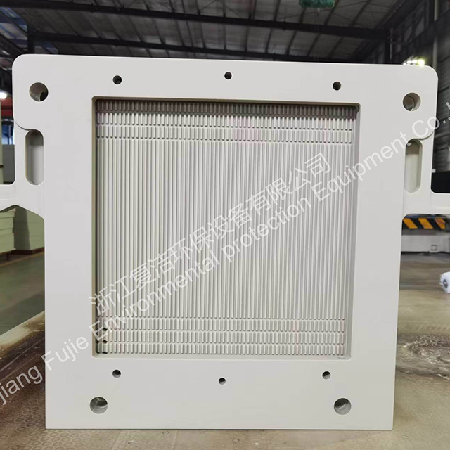 Placa e estrutura médica de filtragem de plasma